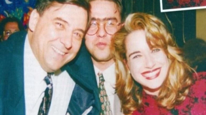 chathike-sto-chronontoylapo-tis-istorias-i-agnosti-schesi-tis-marias-mpekatoroy-me-ton-karatzaferi-kai-to-ad-xo-tel-s-228092