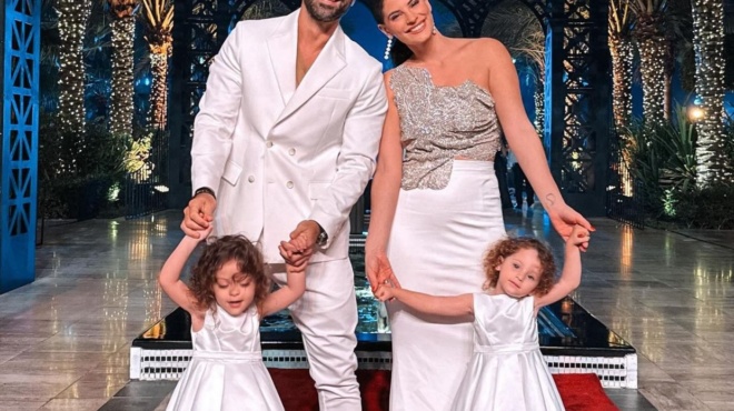 akriva-servitsia-kolonata-potiria-kai-gkoyrmedies-to-amp-8220-ploysioparocho-amp-8221-pik-nik-poy-ekane-mpompa-amp-038-tanimanidis-me-ta-paidia-toys-240798