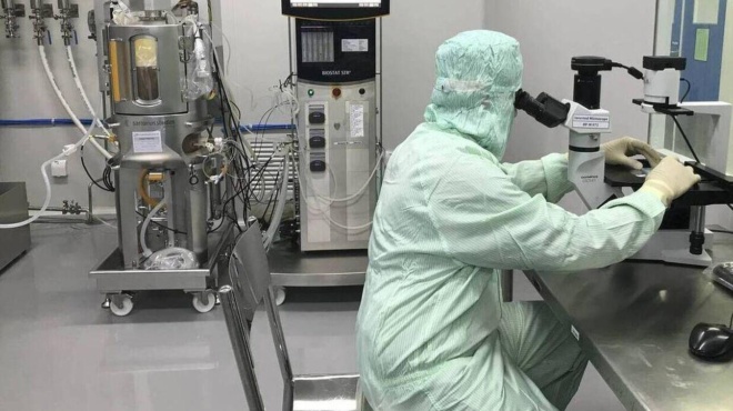 terastia-anisychia-stoys-epistimones-gia-epidimia-karkinoy-stoys-neoys-meta-ti-diagnosi-amp-038-tis-keit-mintleton-243058