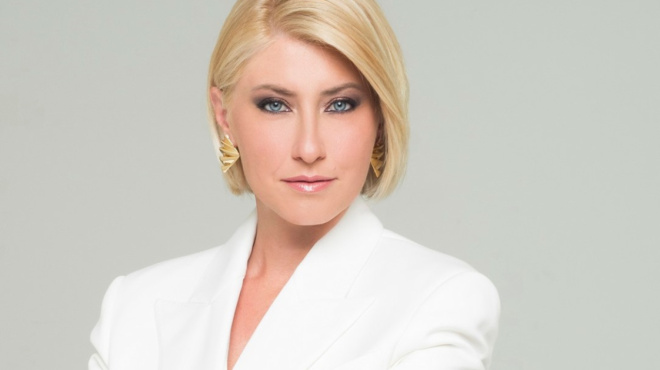 emfanisi-chiliadon-eyro-apo-tin-koryfi-mechri-ta-nychia-oloi-mperdepsan-me-galazoaimati-tin-sia-kosioni-241395