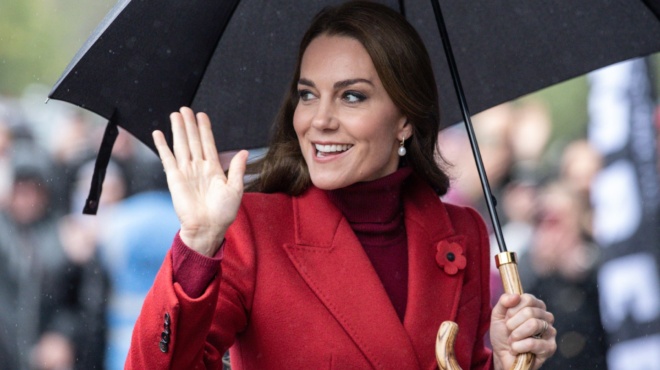 ekane-ayto-poy-eprepe-i-keit-mintleton-emfanistike-gia-proti-fora-meta-tin-egcheirisi-kai-ton-salo-gia-tin-ygeia-tis-236496