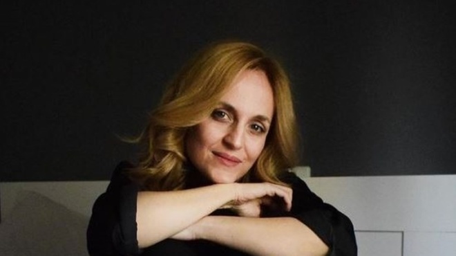 se-kaki-katastasi-i-elena-mayridoy-meta-ton-chorismo-apo-tin-dimitri-lalo-amp-038-tin-schesi-toy-me-ti-lampropoyloy-254039