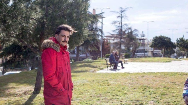 epese-nekros-se-mia-stigmi-thrinos-xafnika-gia-tin-ithopoio-kosta-giotopoylo-kaneis-de-mporei-na-to-chonepsei-254061