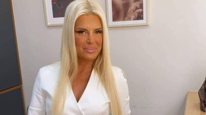 den-vlepete-den-forao-filtro-i-marina-patoyli-apanta-se-osoys-tin-ekraxan-gia-tis-peiragmenes-fotografies-244899