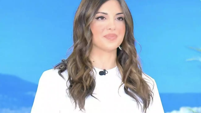 i-stamatina-tsimtsili-amp-8220-dikase-amp-8221-tin-soyper-kiki-amp-8220-ayto-poy-eipe-gia-ton-liagka-einai-chontro-oyte-gia-plaka-den-to-les-amp-8221-250109