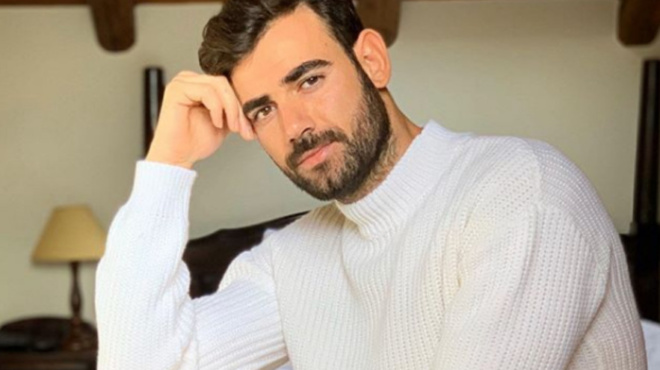 akomi-den-xeroyme-giati-kai-pos-efyge-orthios-ygiestatos-sygklonizei-o-polyderopoylos-gia-to-nekro-aderfo-toy-246916