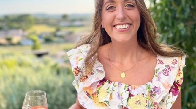 eicha-ena-tsoyximo-apo-kato-kai-pono-stin-koilia-dystychos-sta-25-moy-ezisa-to-cheirotero-246048