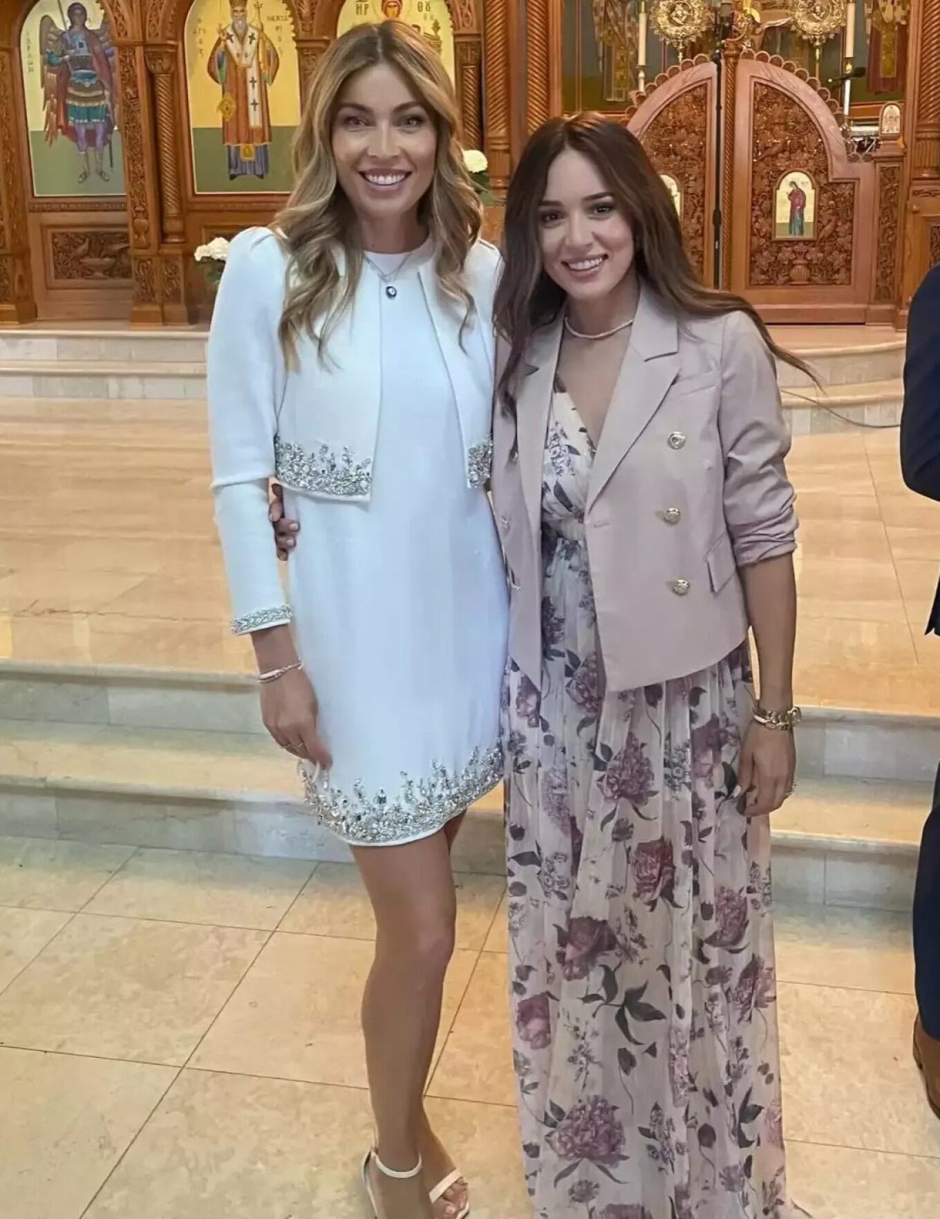 Μαρία Μενούνος