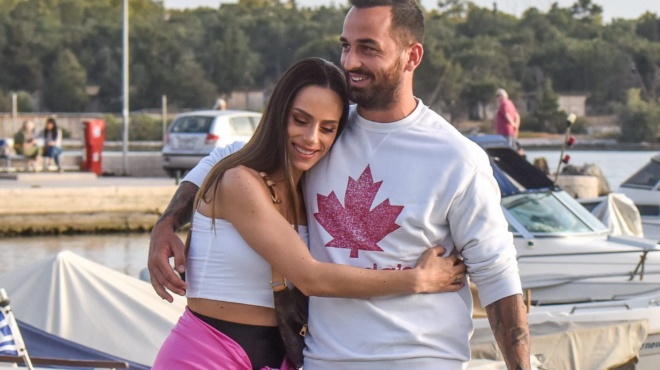 amp-8220-tha-sto-gyrisei-i-zoi-amp-8221-i-anartisi-olo-noima-tis-antona-meta-to-chorismo-apo-ton-soiledi-amp-8220-vrochi-amp-8221-ta-scholia-249066