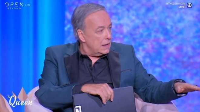 foras-mini-kai-vlepo-amp-8230-parapera-chamos-me-ayto-poy-fanike-sto-live-toy-tv-queen-amp-8211-pagose-toys-pantes-o-mikroytsikos-258730