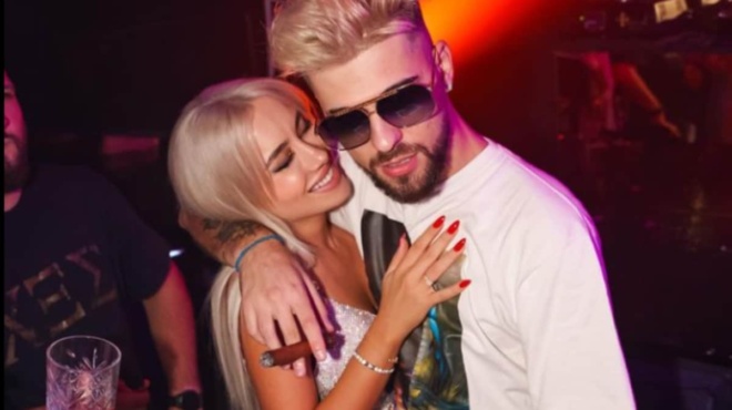 seistike-to-oaka-apo-to-cheirokrotima-pasignostos-ellinas-tragoydistis-ekane-protasi-gamoy-pano-sti-skini-270935