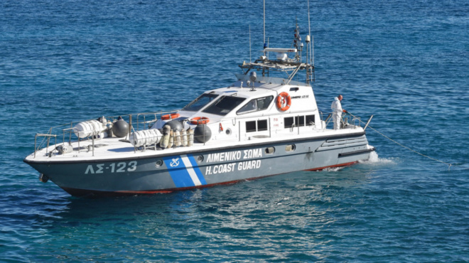 tragiko-telos-vrethike-telika-nekros-na-epipleei-sti-thalassa-me-ena-varidi-10-kilon-sto-podi-toy-265952