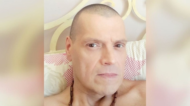 amp-8220-eimai-animporos-me-mpastoyni-amp-038-melaniasmenos-amp-8221-i-foto-toy-daskalaki-me-to-soma-toy-meta-tis-egcheiriseis-gia-ton-karkino-273560