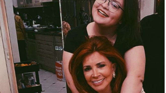 kormi-lampada-mesi-dachtylidi-i-proti-anartisi-tis-agnoristis-maritinas-ntenisi-me-magio-meta-tin-terastia-apoleia-kilon-269463