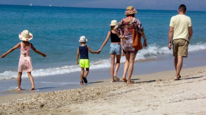 koinonikos-toyrismos-2024-to-panexypno-kolpo-gia-na-meinete-se-5astero-xenodocheio-me-mono-35-eyro-to-vrady-266781