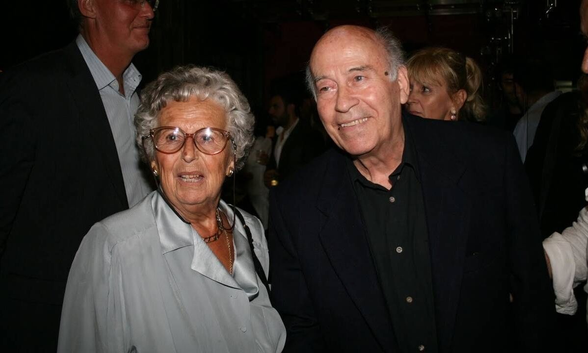 Αποτεφρώθηκαν ο Θανάσης Βέγγος και η σύζυγός του