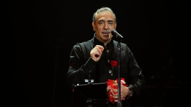 chrysafi-sta-podia-toy-i-protasi-amp-8220-mamoyth-amp-8221-ston-noti-sfakianaki-gia-na-gyrisei-sti-pista-poy-einai-adynaton-na-arnithei-278034