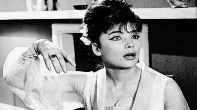 den-thelo-na-tsakizoyn-kokala-32-chronia-meta-ta-teleytaia-logia-tis-tzenis-karezi-ligo-prin-pethanei-284361