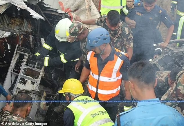 Συνετρίβη αεροπλάνο στο Νεπάλ 