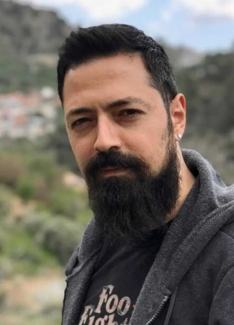 Πέθανε ο Γιώργος Βασιλείου 