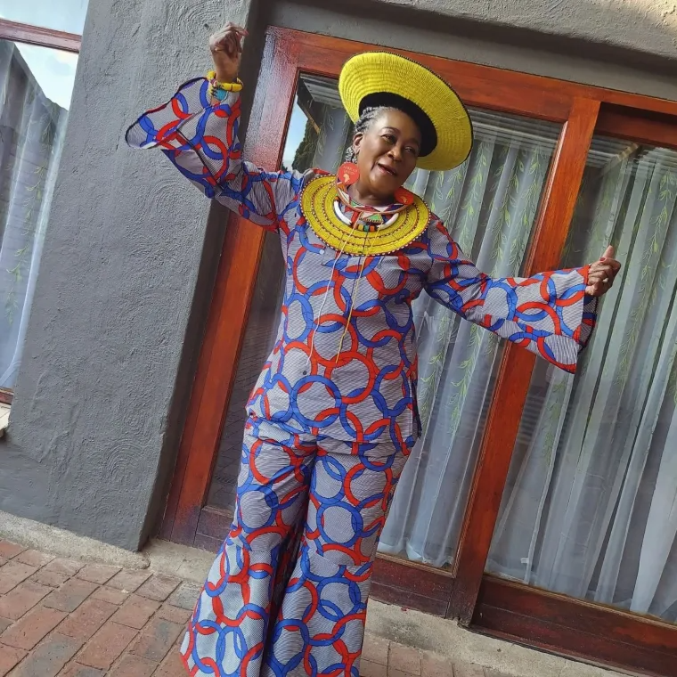 Πέθανε η Κόνι Τσιούμε 