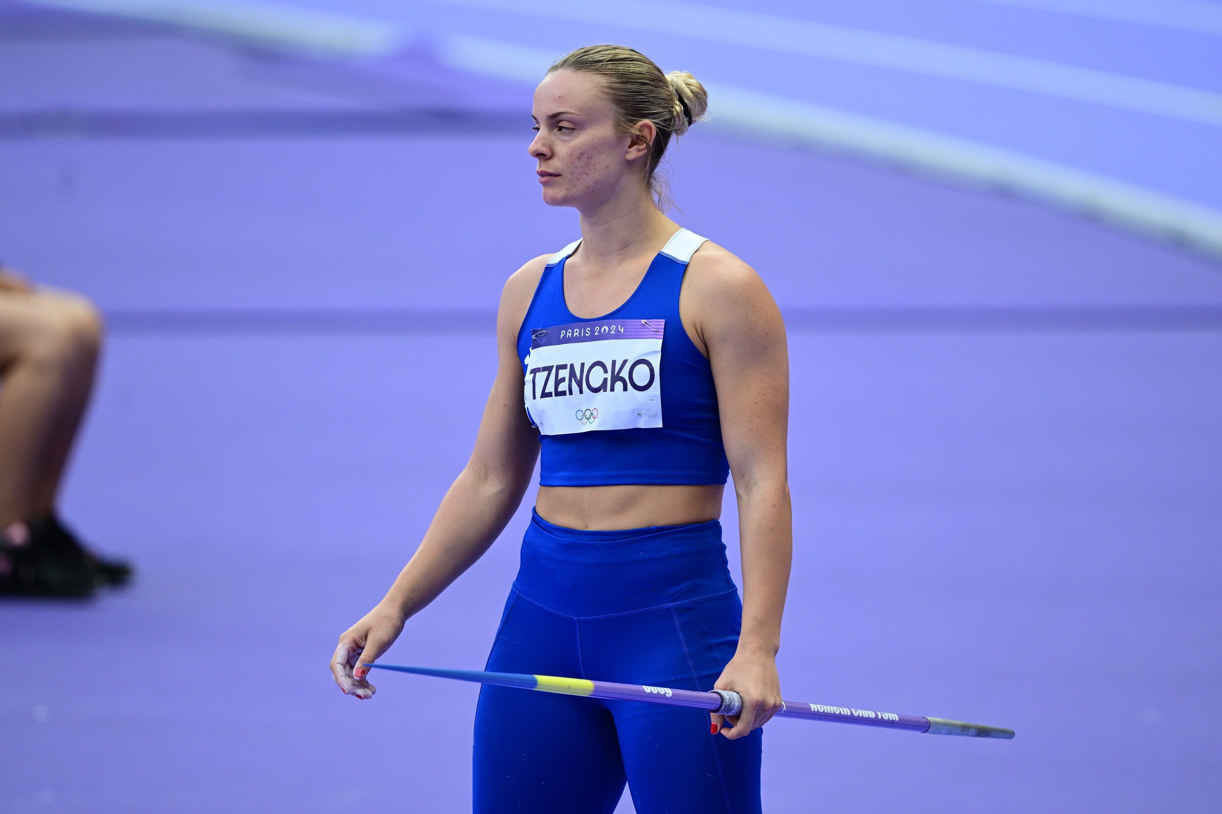 Ελίνα Τζένγκο ρατσισμός 