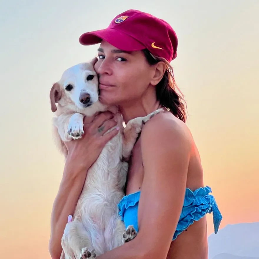 Νικολέττα Καρρά διακοπές 