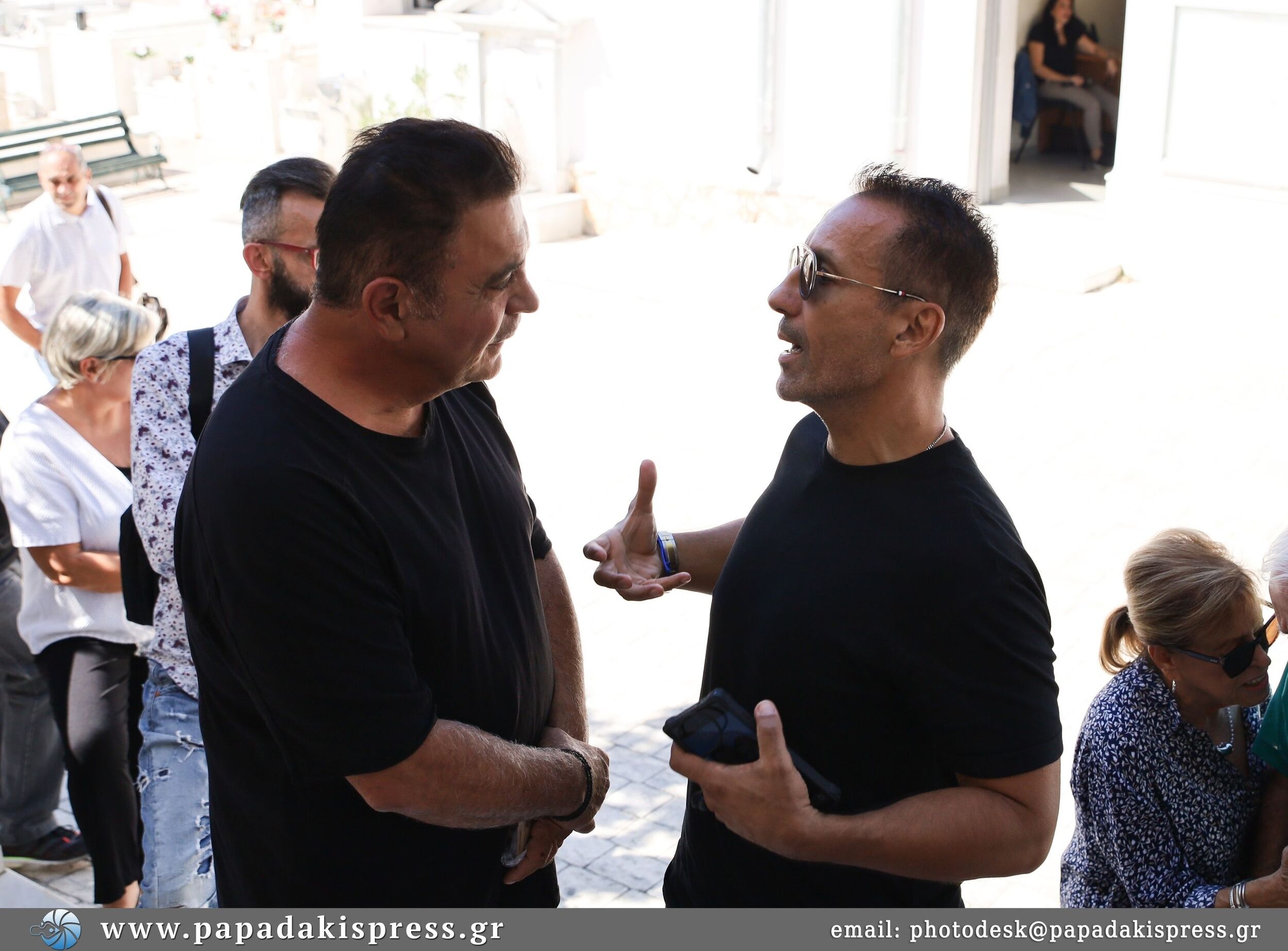 Κηδεύτηκε ο Κώστας Καρουσάκης 