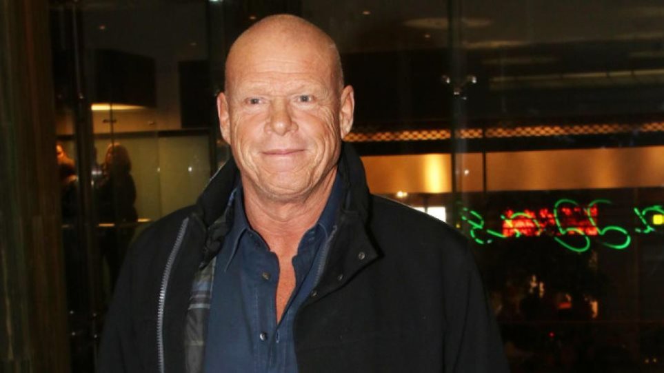 Ο Τζώνη Καλημέρης και η Ελπίδα Ιακωβίδου 