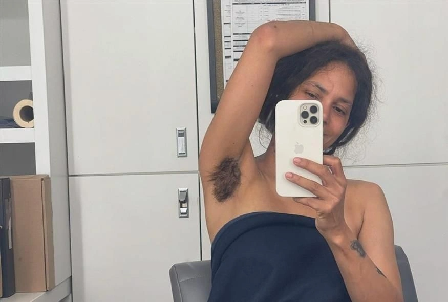 Χάλι Μπέρι αξύριστες μασχάλες 