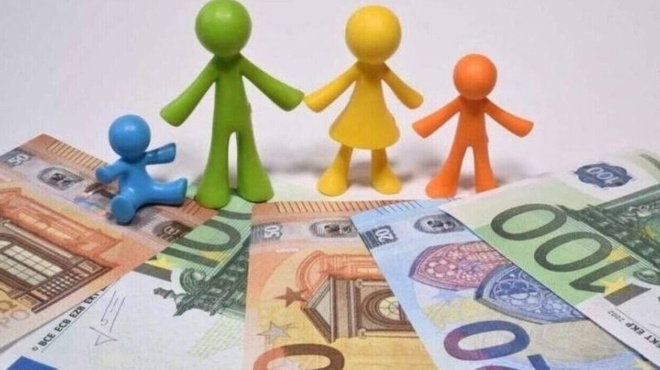 epidoma-paidioy-to-orio-stis-katatheseis-poy-petaei-ektos-toys-dikaioychoys-amp-8211-amp-8220-machairi-amp-8221-kai-se-osoys-echoyn-tetoio-aytokinito-326177