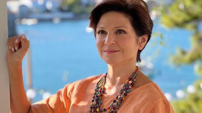 moiazoyn-san-didymes-ki-omos-den-einai-i-tamila-koylieva-mas-edeixe-ti-mitera-tis-kai-eidame-pos-tha-moiazei-megali-321765