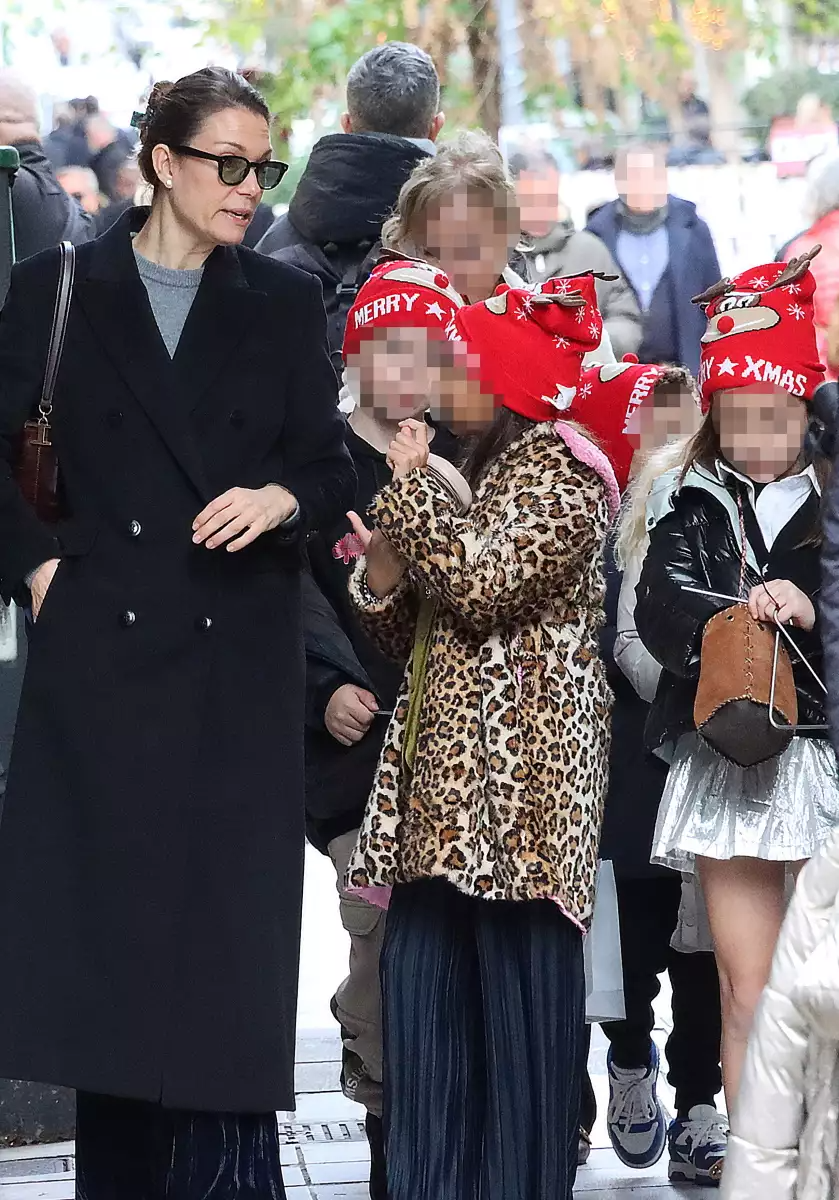 Βόλτα στο κέντρο για τη Βίκυ Καγιά