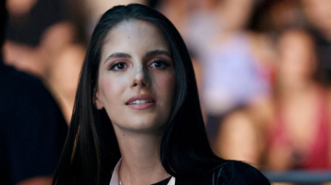 alexandra-nika-to-neo-vinteo-me-to-gio-tis-poy-tha-sas-kanei-na-liosete-kai-i-tryferi-afierosi-ston-konstantino-argyro-330359