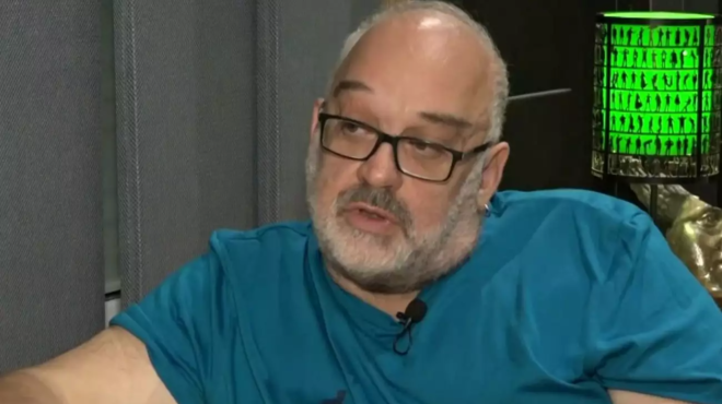 meta-toys-2-thanatoys-irthe-to-amp-8230-teleiotiko-chtypima-kai-oristiko-telos-gia-ton-noti-sfakianaki-poly-dysaresti-exelixi-331955