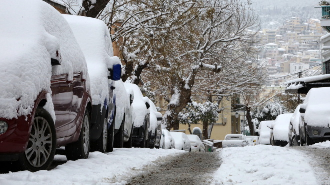 sakis-arnaoytogloy-kalokairia-telos-amp-8211-i-imerominia-tis-psychris-eisvolis-amp-8211-oi-perioches-poy-tha-amp-8220-asprisoyn-apo-ta-chionia-342198