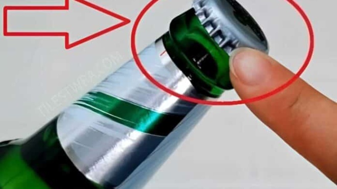 apo-ekei-anoigei-amp-8230-choris-anoichtiri-echete-dei-ayti-tin-mikri-koykkida-sto-kapaki-ton-mpoykalion-amp-8211-kaneis-den-xerei-ti-kanei-342835