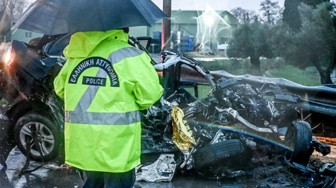 trochaio-stin-patron-amp-8211-pyrgoy-se-krisimi-katastasi-o-25chronos-amp-8211-mia-proseychi-gia-to-paidi-moy-339841