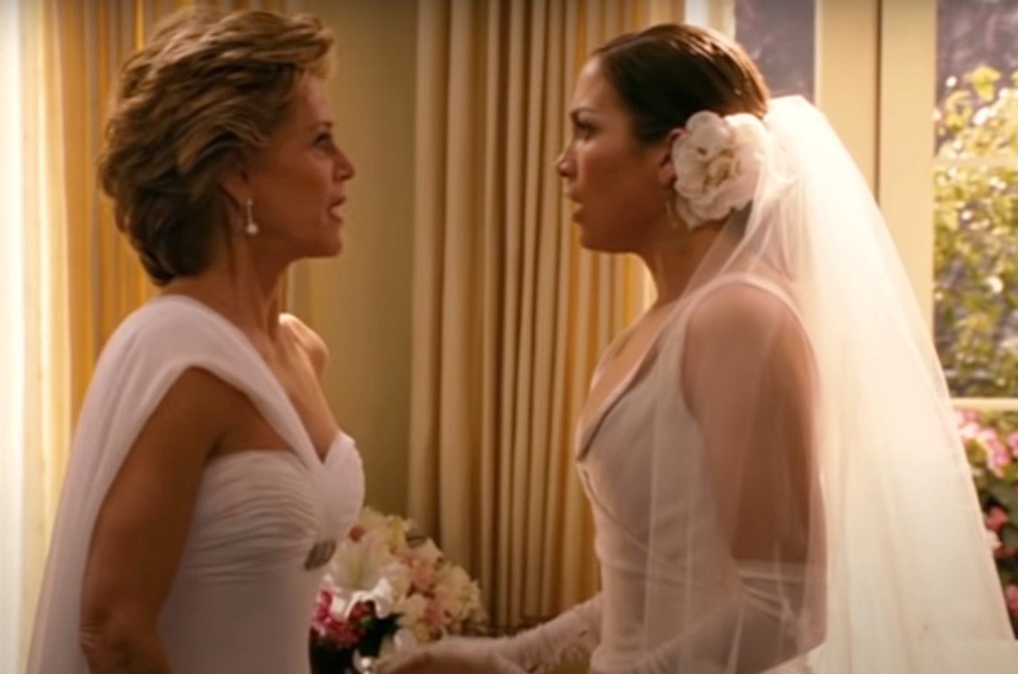 Έξαλλη η νύφη με την πεθερά της 