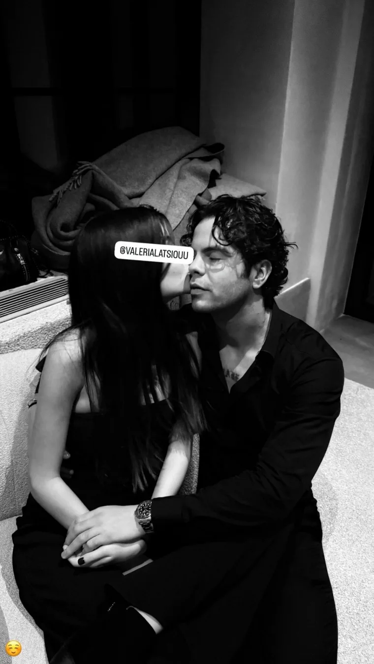 Ο Άγγελος Λάτσιος με την αδελφή του