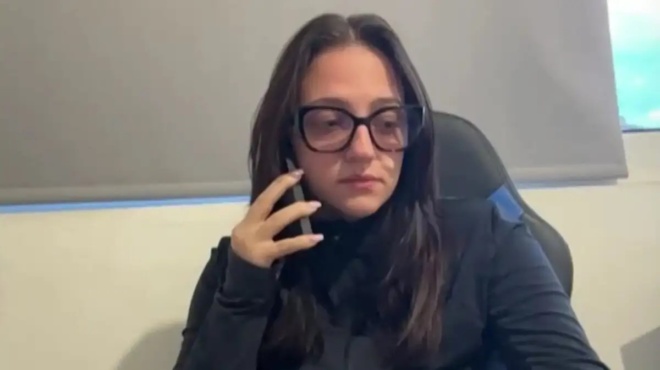 dakryse-prin-ligo-olokliri-i-ellada-i-anastasia-plakia-milise-gia-tis-aderfes-tis-kai-tin-xaderfi-tis-me-mia-foto-kai-ta-eipe-amp-8230-ola-352786