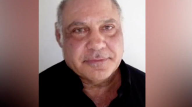 molis-matheytike-to-onoma-toy-aytos-einai-o-pasignostos-kai-pamploytos-ellinas-epicheirimatias-poy-exafanistike-mystiriodos-amp-8211-amp-8220-miloyse-synecheia-gia-ta-lefta-toy-amp-8221-345791