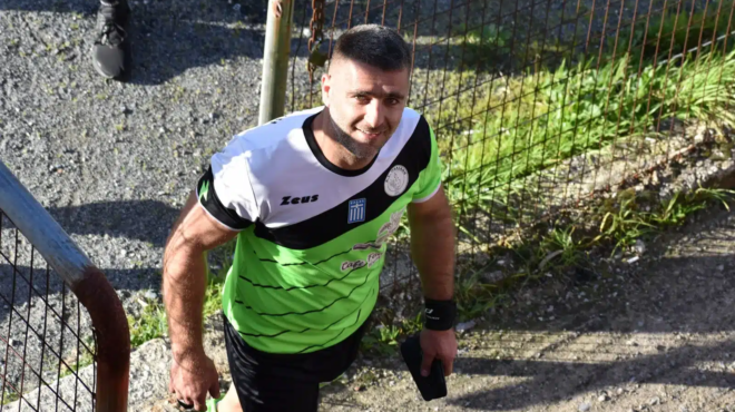 sok-nekros-se-trochaio-gnostos-ellinas-podosfairistis-352451