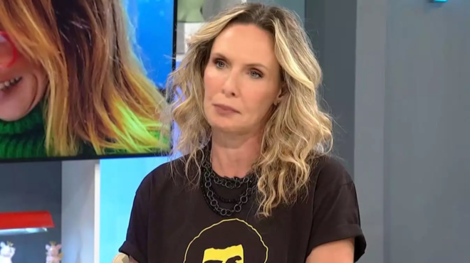 53ara-me-kormi-25aras-i-evelina-papoylia-me-koiliakoys-fetes-amp-038-kolan-erixe-to-instagram-me-tin-ekpliktiki-siloyeta-tis-350199