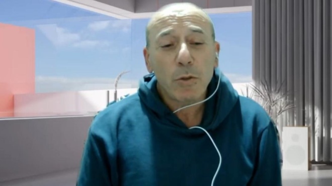 prospathisan-na-rixoyn-tin-kori-moy-apo-ton-gkremo-adianoiti-kataggelia-toy-pragmatognomona-ton-oikogeneion-ton-thymaton-sta-tempi-vasili-kokotsaki-351802