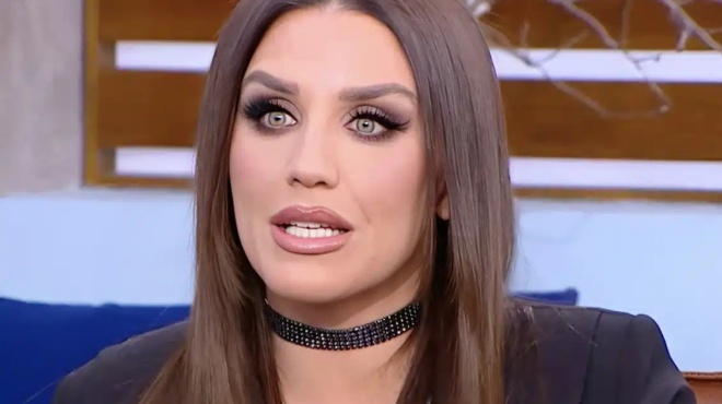 ioylia-kallimani-me-flertaroyn-pio-poly-oi-gynaikes-oi-antres-ochi-toso-354014