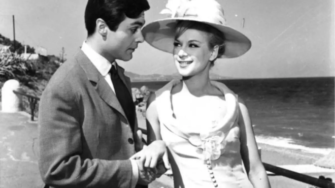 vaggelis-voylgaridis-h-apomakrynsi-toy-apo-ta-fota-tis-dimosiotitas-i-teleytaia-dimosia-emfanisi-amp-038-to-spanio-kare-me-tin-kaiti-gkrey-356060