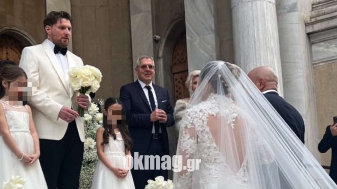 to-pio-oraio-nyfiko-poy-echoyme-dei-pote-pantreytikan-tamta-mastoraki-amp-038-christos-mpezas-amp-8211-o-lamperos-gamos-to-fili-amp-038-o-1os-choros-me-remo-353579