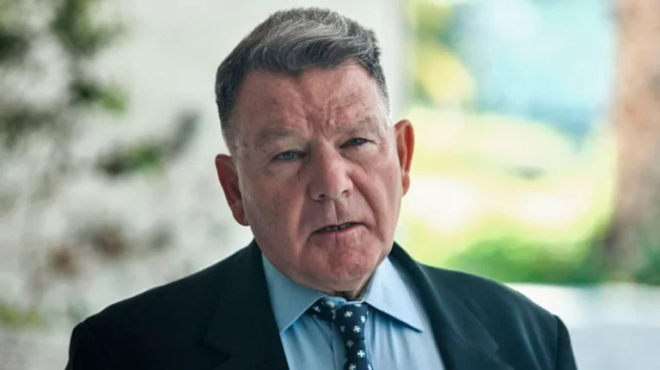 anoixe-i-diathiki-toy-alexi-koygia-aytoi-einai-oi-klironomoi-tis-perioysias-ton-50-ekatommyrion-eyro-amp-8211-amp-8220-anaydi-amp-8221-i-eyi-vatidoy-355815