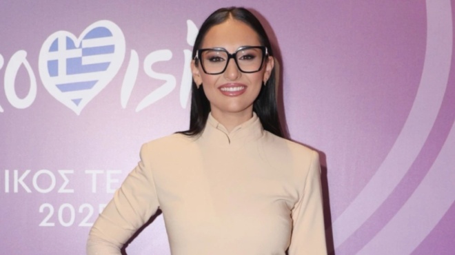 chamos-sti-eurovision-meta-apo-ayto-poy-ekane-i-klaydia-amp-8211-apo-tin-ora-poy-anevase-ayto-to-vinteo-anevainei-synechos-thesi-sta-prognostika-361537